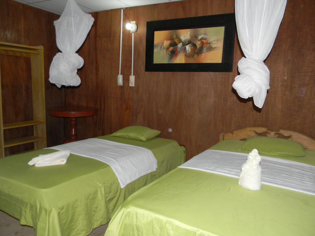 Jacamar Lodge Expeditions Iquitos Exterior foto
