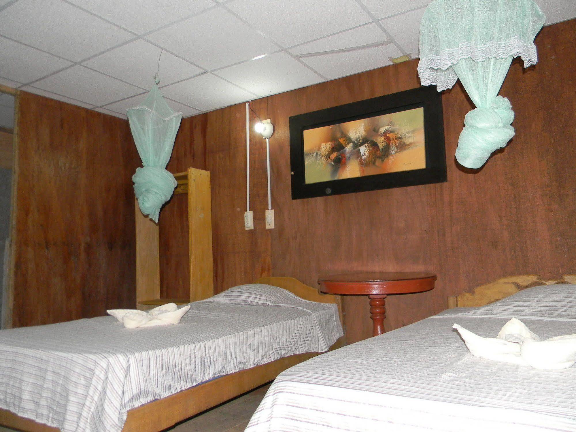 Jacamar Lodge Expeditions Iquitos Exterior foto